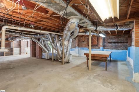 126 W Circle Avenue Greenville SC 29607