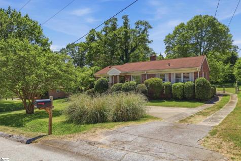 126 W Circle Avenue Greenville SC 29607