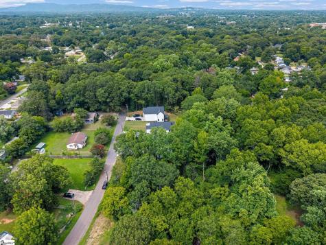 4 Mckinley Drive Greenville SC 29611