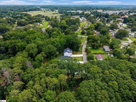 4 Mckinley Drive Greenville SC 29611