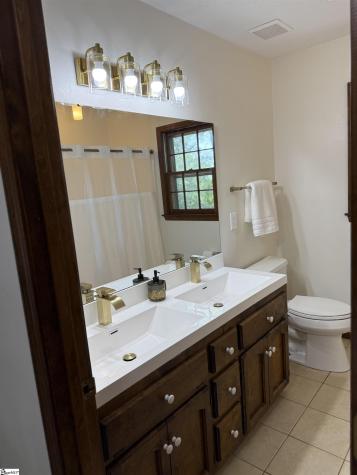 5 Hanson Court Greenville SC 29615