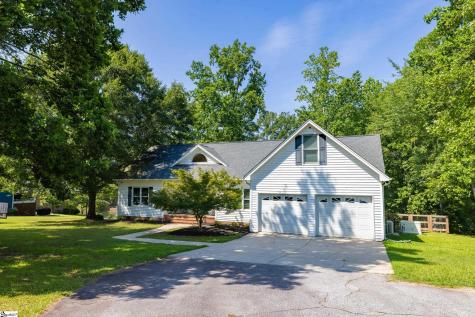 206 Petty Road Seneca SC 29772