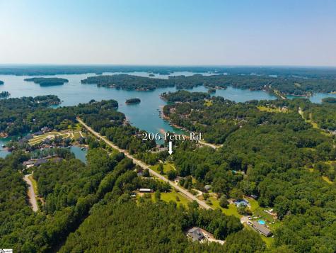 206 Petty Road Seneca SC 29772