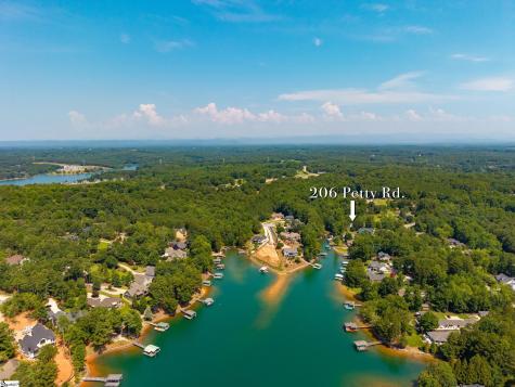 206 Petty Road Seneca SC 29772