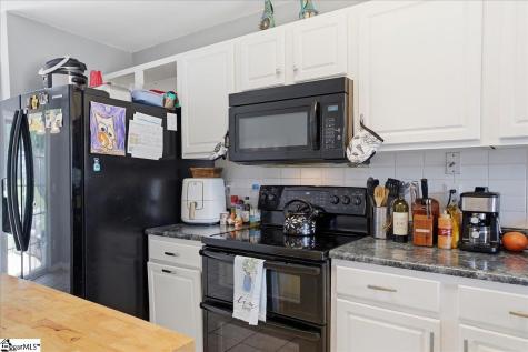305 Golden Leaf Lane Simpsonville SC 29681