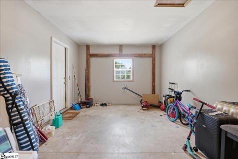 305 Golden Leaf Lane Simpsonville SC 29681