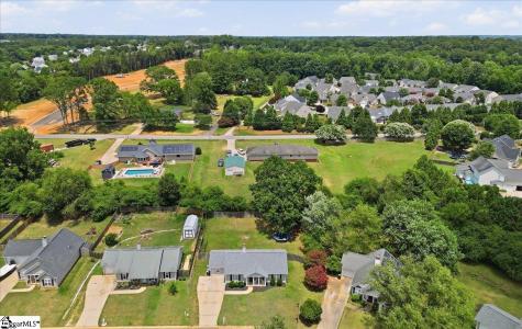 305 Golden Leaf Lane Simpsonville SC 29681