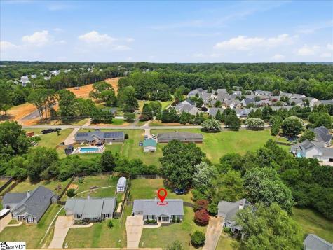 305 Golden Leaf Lane Simpsonville SC 29681