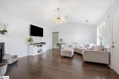 305 Golden Leaf Lane Simpsonville SC 29681