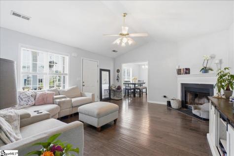 305 Golden Leaf Lane Simpsonville SC 29681