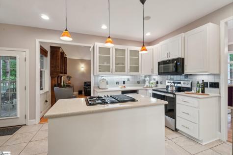100 Paris Glen Way Greenville SC 29609