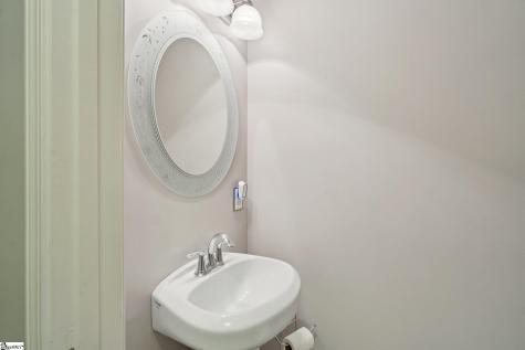 100 Paris Glen Way Greenville SC 29609