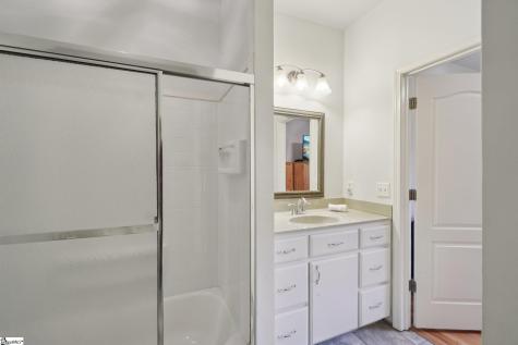 100 Paris Glen Way Greenville SC 29609