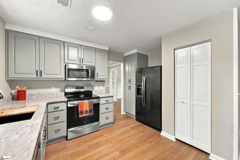 18 Reedy River Way Greenville SC 29605