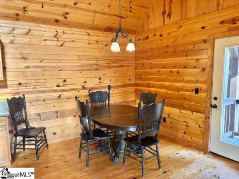 17 River Rock Court Cleveland SC 29635