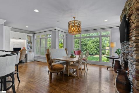 103 Norman Place Greenville SC 29615