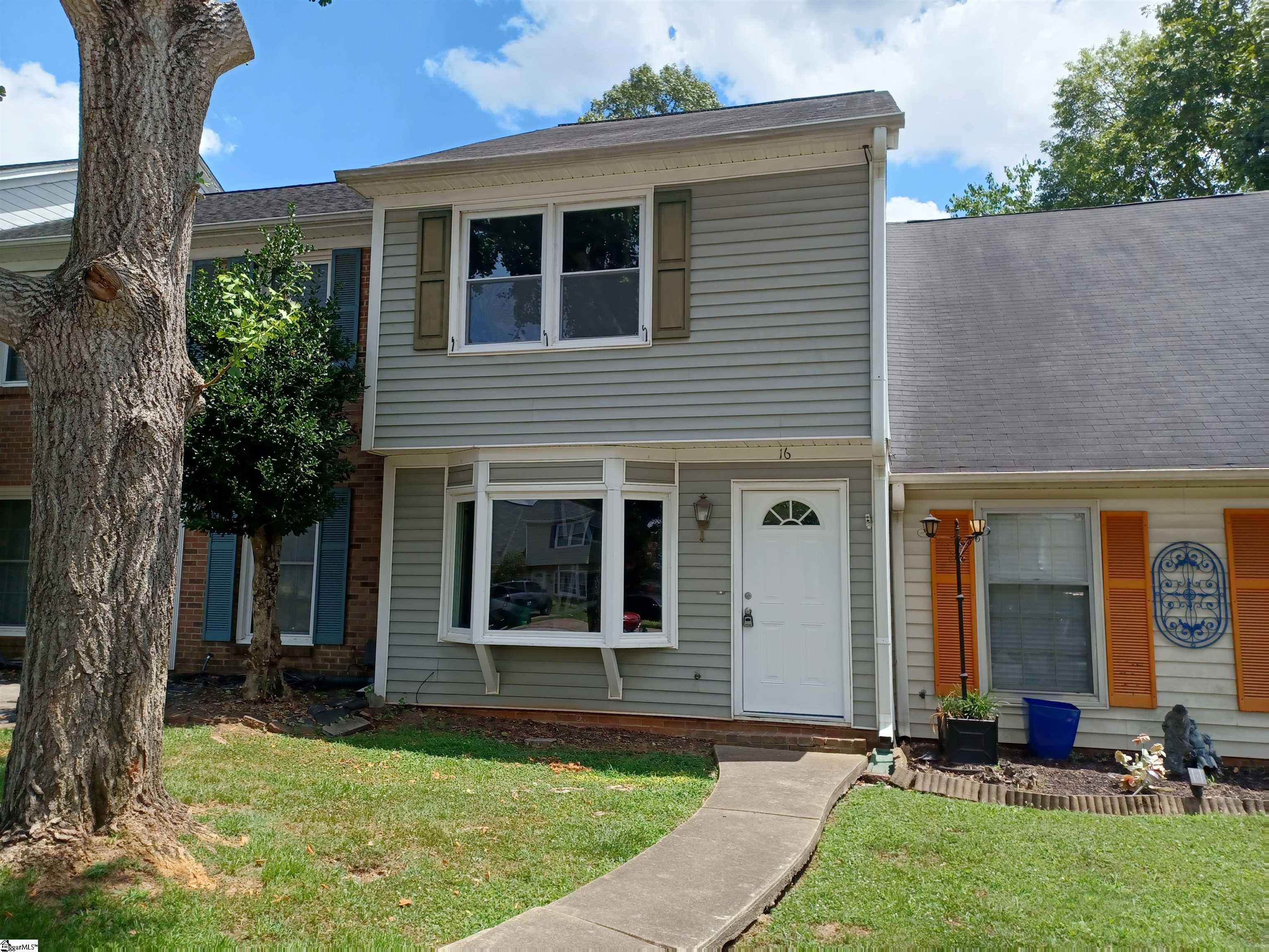 16 Townes Court Spartanburg SC 29301