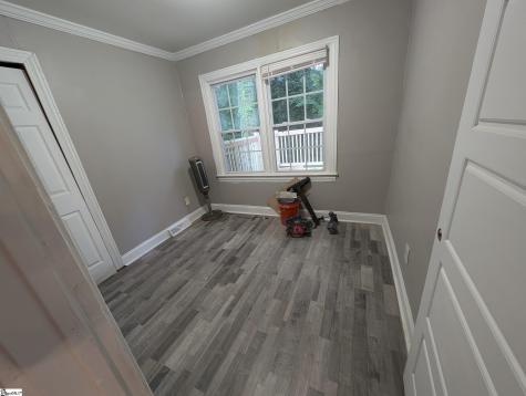 8 Pasadena Avenue Greenville SC 29605