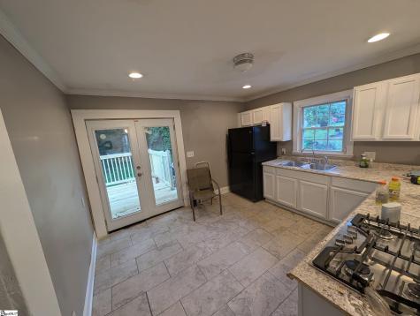 8 Pasadena Avenue Greenville SC 29605