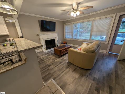 8 Pasadena Avenue Greenville SC 29605