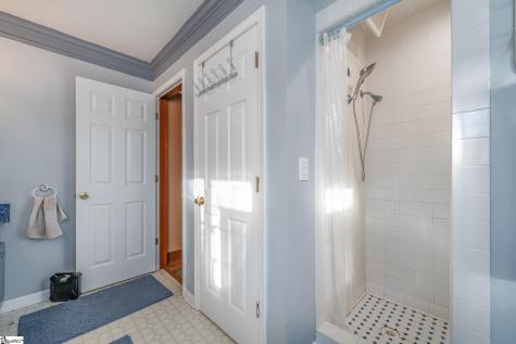 220 Wildwood Farms Road Gray Court SC 29645