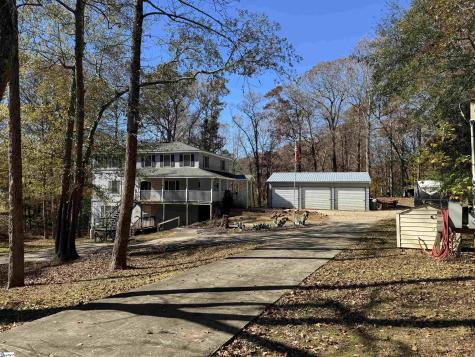220 Wildwood Farms Road Gray Court SC 29645