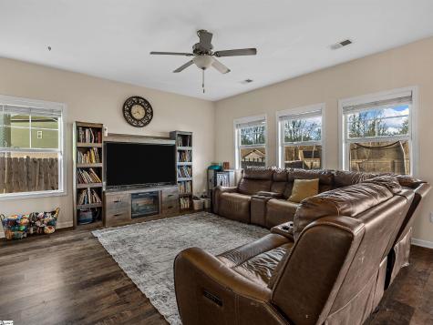 642 Grantleigh Drive Duncan SC 29334