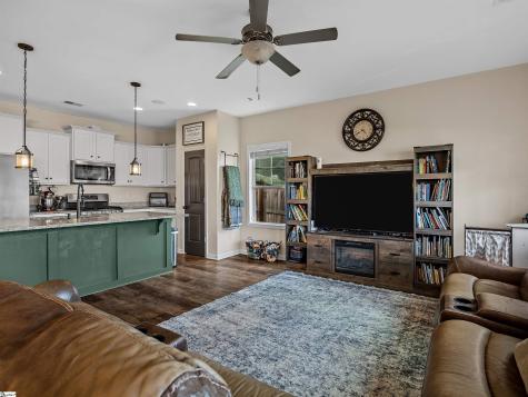 642 Grantleigh Drive Duncan SC 29334