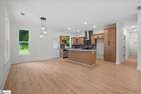 119A Woodland Drive Fountain Inn SC 29644