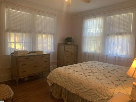102 Highland Road Easley SC 29640