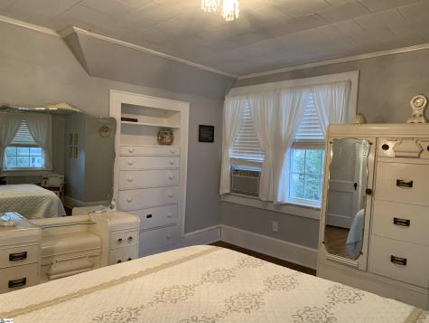 102 Highland Road Easley SC 29640