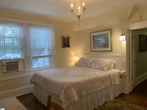 102 Highland Road Easley SC 29640