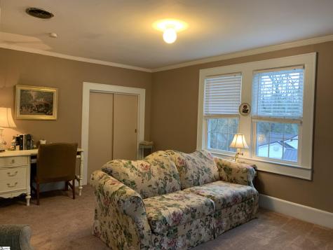 102 Highland Road Easley SC 29640