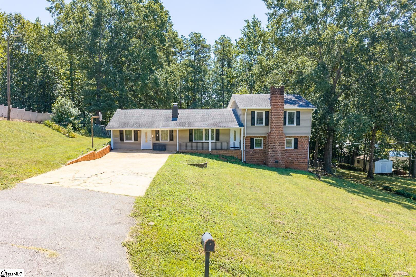 201 Knollview Drive Greenville SC 29611