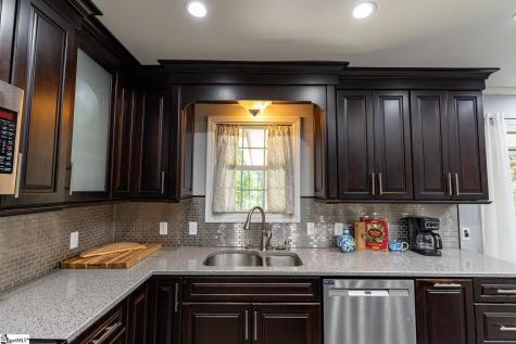 201 Knollview Drive Greenville SC 29611