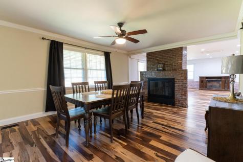 201 Knollview Drive Greenville SC 29611