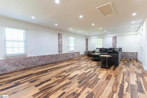 201 Knollview Drive Greenville SC 29611
