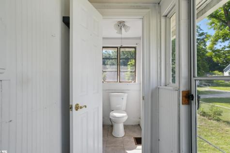 6 Duke Street Greenville SC 29605