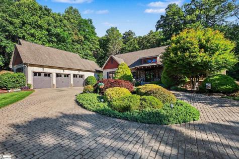 2554 Deep Gap Farm Road Mill Spring NC 28756