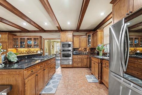 2554 Deep Gap Farm Road Mill Spring NC 28756