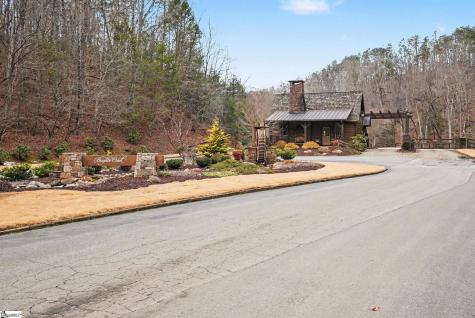 2554 Deep Gap Farm Road Mill Spring NC 28756