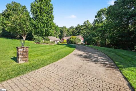 2554 Deep Gap Farm Road Mill Spring NC 28756