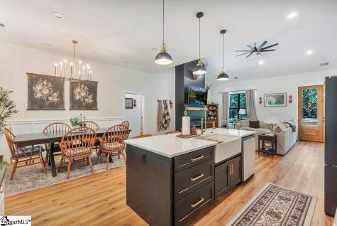 216 Odell Court Williamston SC 29697
