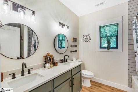 216 Odell Court Williamston SC 29697