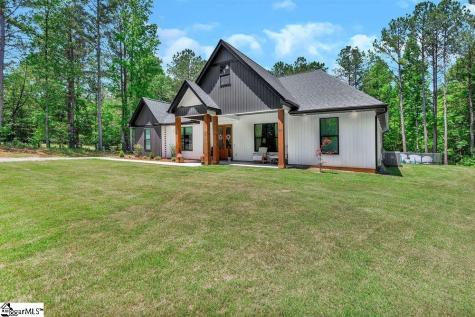 216 Odell Court Williamston SC 29697