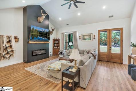 216 Odell Court Williamston SC 29697