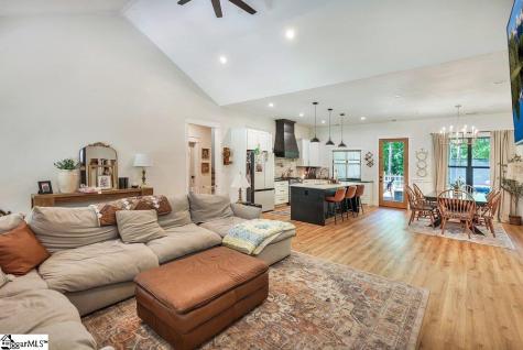 216 Odell Court Williamston SC 29697