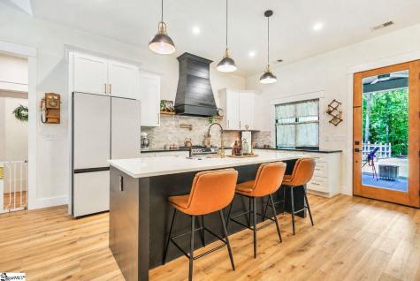 216 Odell Court Williamston SC 29697