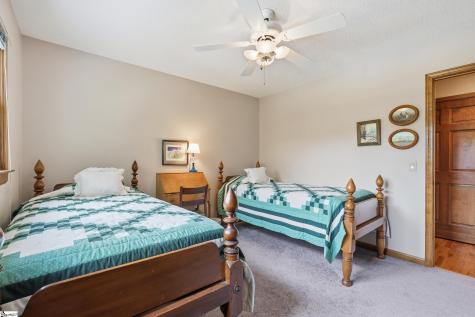 621 Jenkins Bridge Road Simpsonville SC 29680