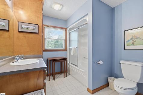 621 Jenkins Bridge Road Simpsonville SC 29680